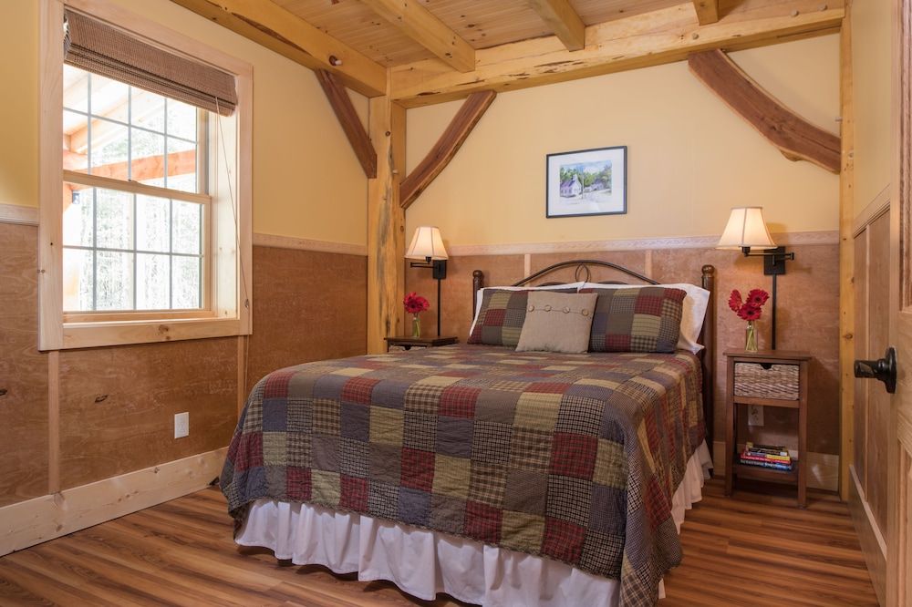 Robert Frost Mountain Cabins 2