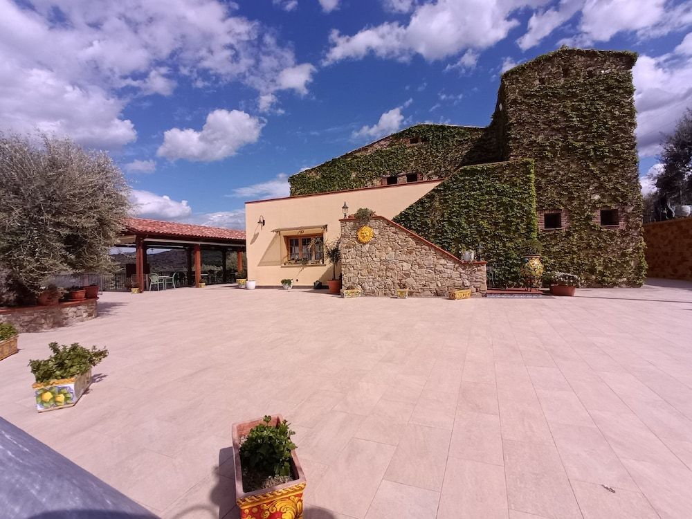 agriturismo le campanelle -1 estrelas em Lascari