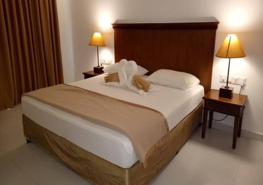 Garden Beach Hotel 2