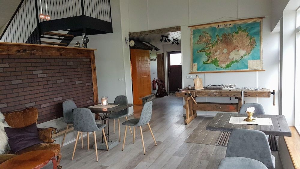 Grásteinn Guesthouse 2