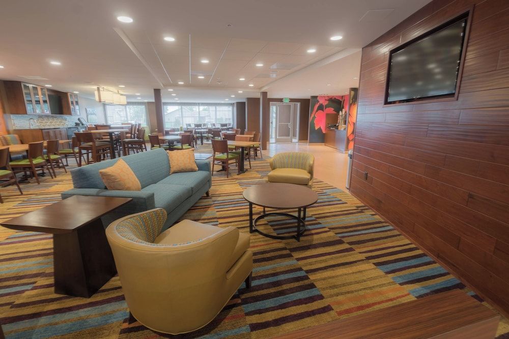 Fairfield Inn & Suites by Marriott Gaylord 3