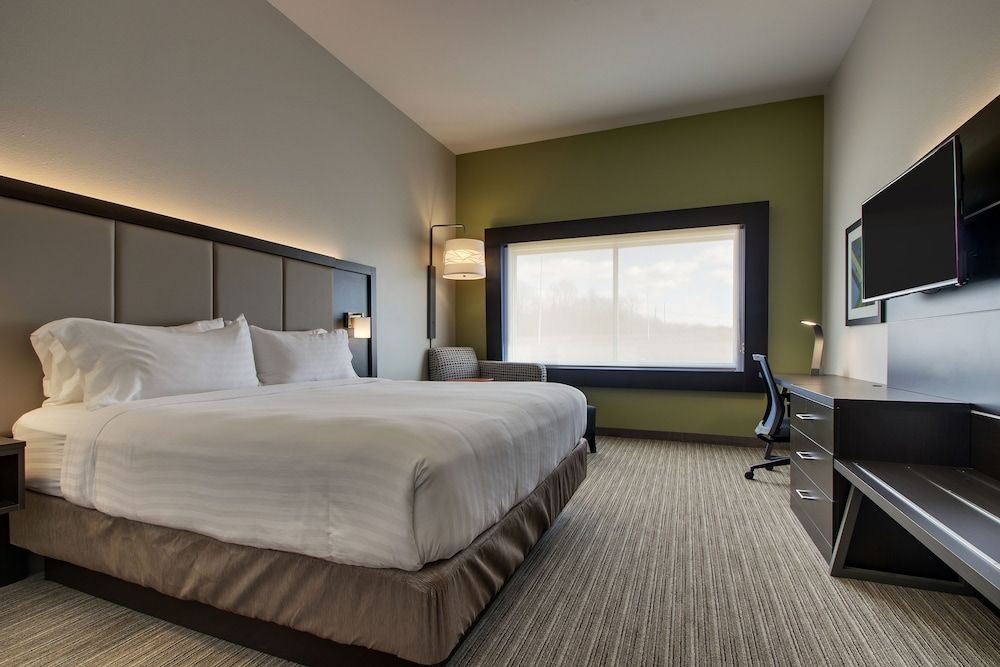 Holiday Inn Express & Suites Mount Vernon by IHG 2