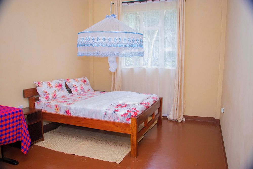 Shamba Hostel 2