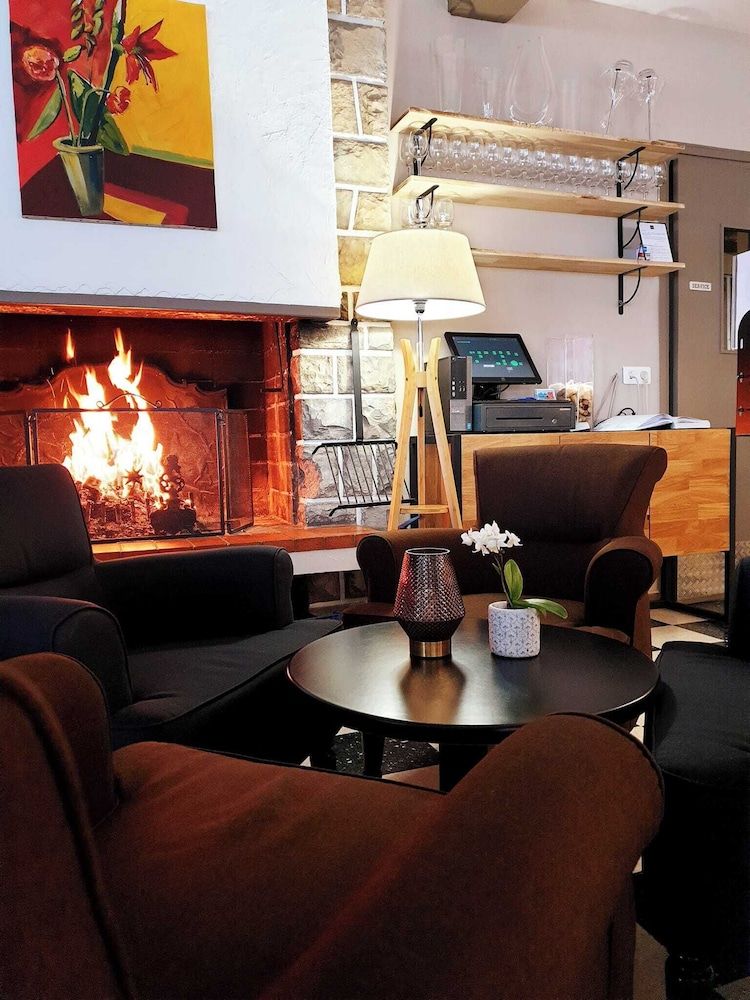 Logis Hôtel Eden Lac 2