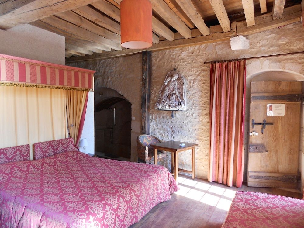 Auberge de L'Abbatiale 3