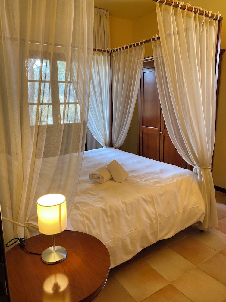 UNA Hotels Monterufoli Wine Country 3