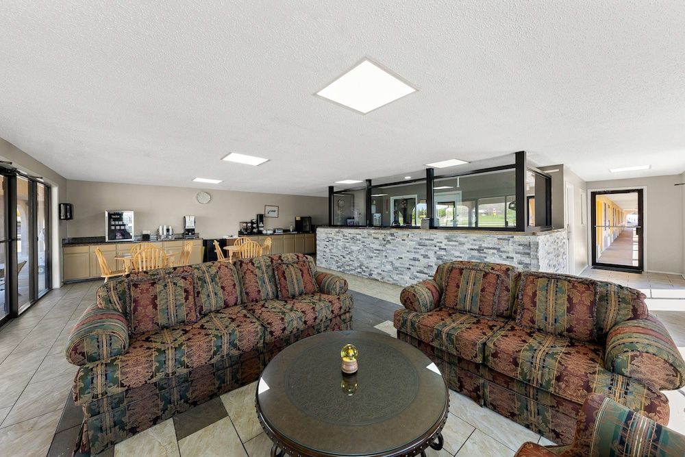 Americas Best Value Inn Bonham 3