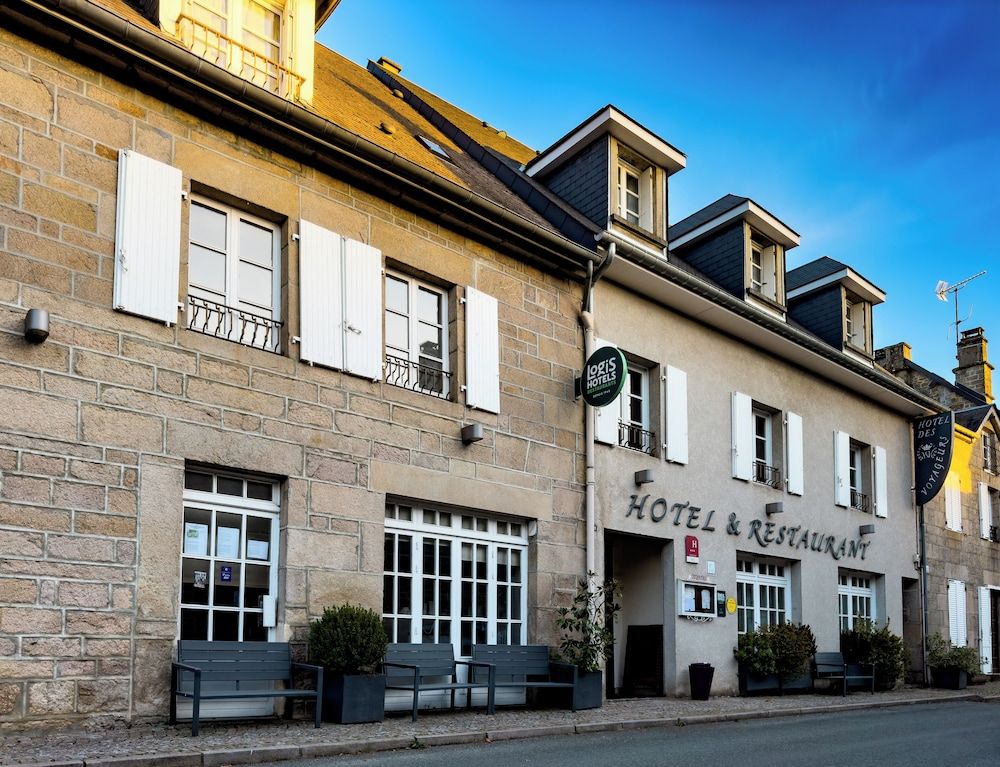 Logis hôtel des voyageurs 3 estrellas en Tarnac
