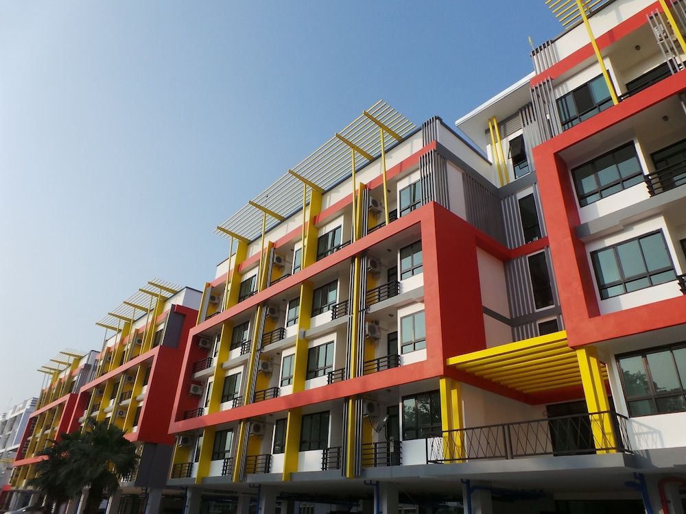 The Icon Service Apartment -1 estrellas en Si Maha Phot