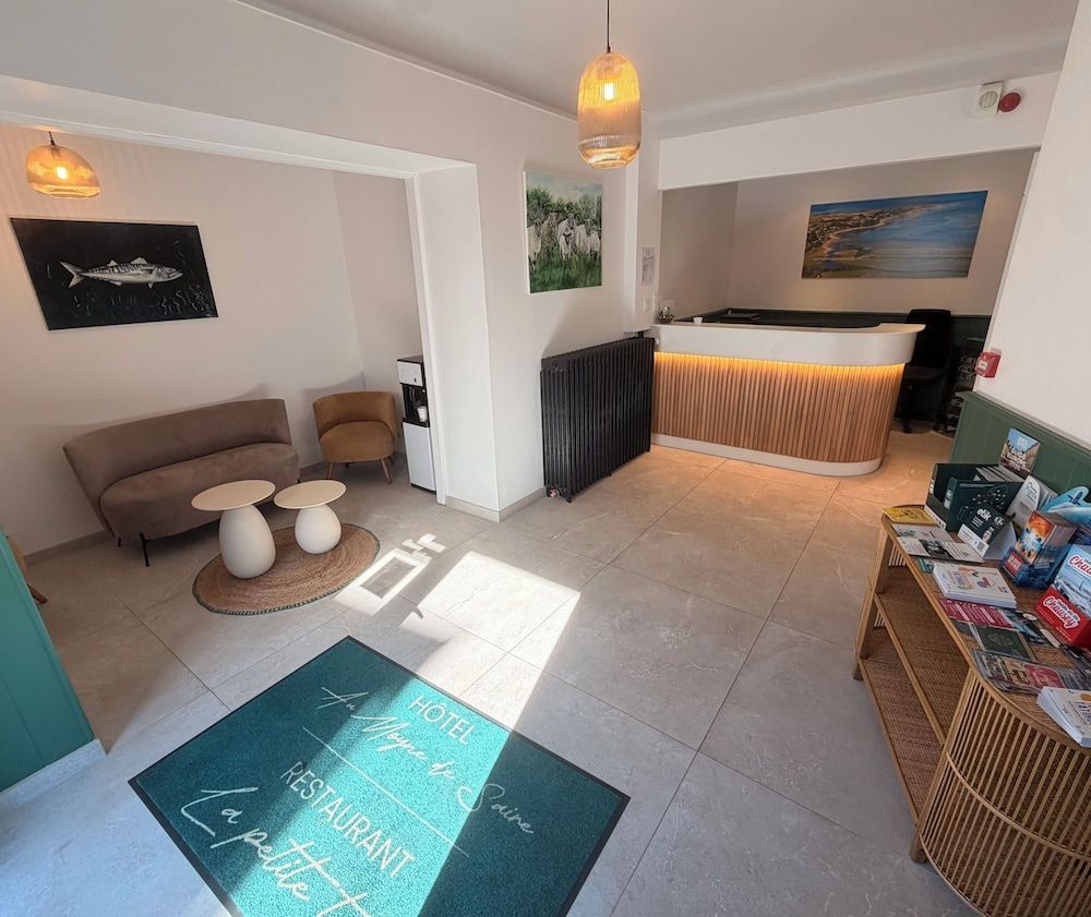 Logis Hôtel Au Moyne de Saire 3 étoiles à Réville