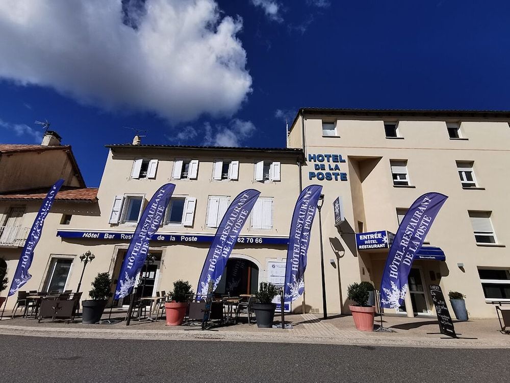 Hotel de la Poste 2 estrellas en La Cavalerie