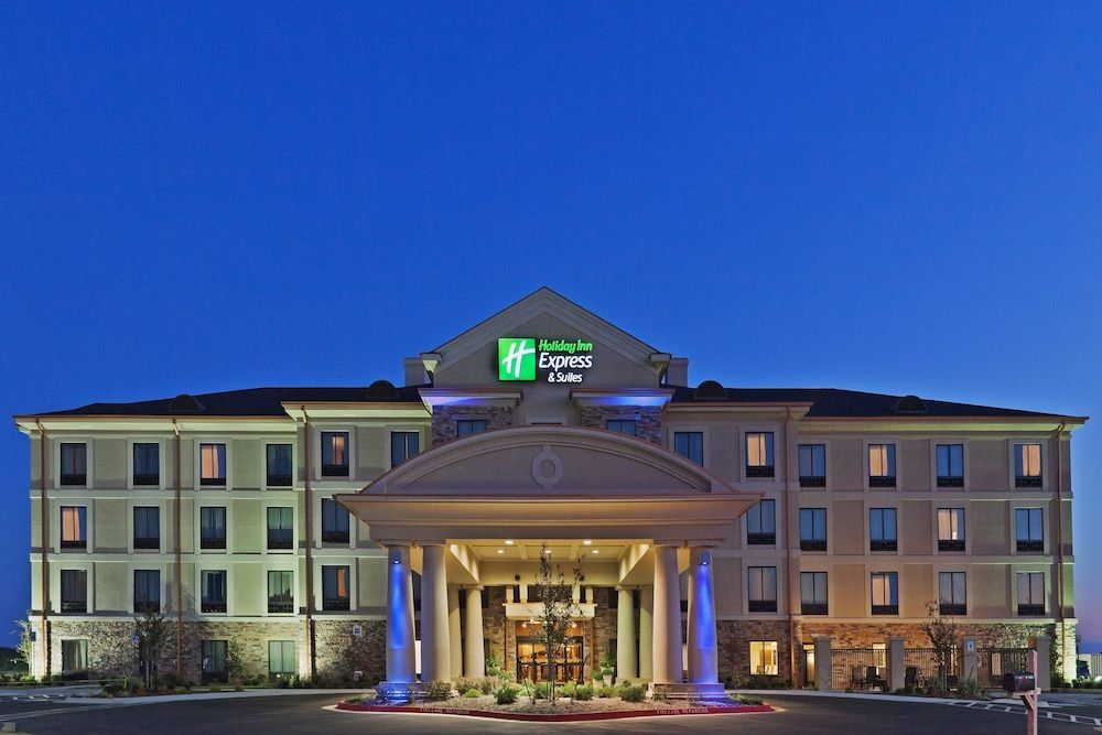 Holiday Inn Express Hotel & Suites POTEAU by IHG 3 estrellas en Poteau