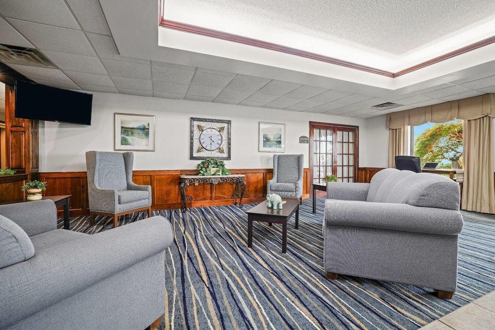 Baymont by Wyndham Madisonville 3
