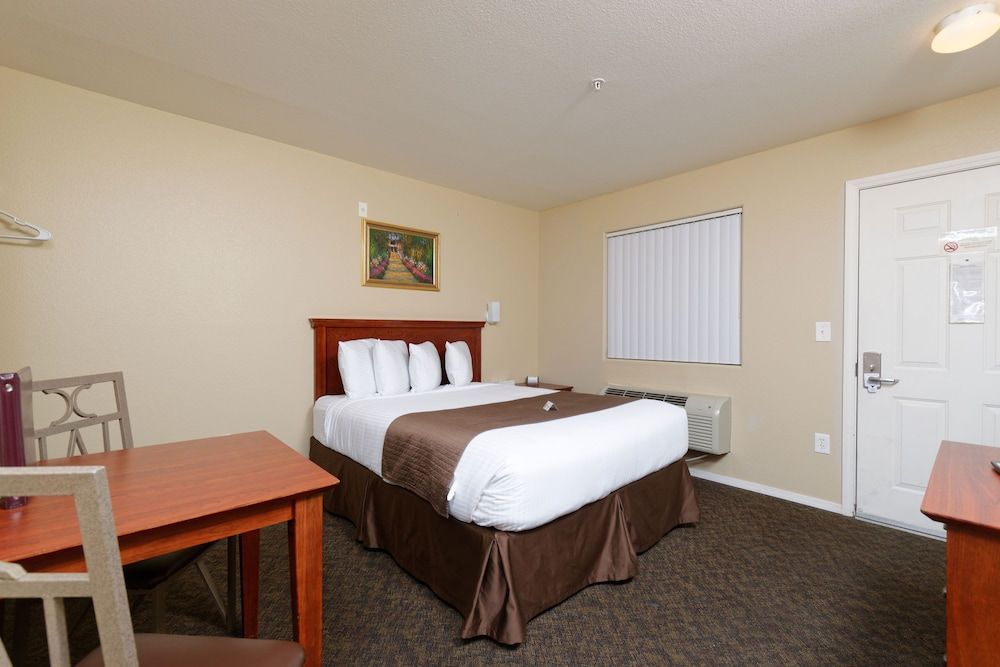 Siegel Select Casa Grande 3