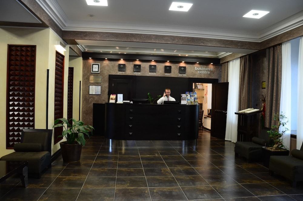 Aurora Premier Hotel 3