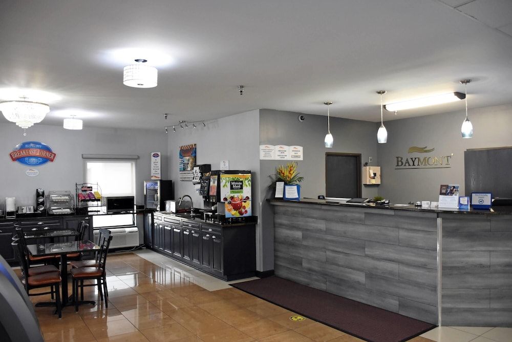 Baymont by Wyndham Morton 3