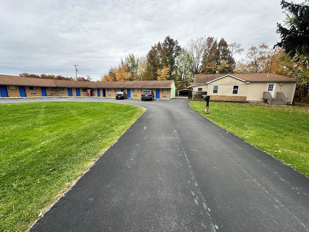 Westgate Manor Motel Austintown-Younstown, Ohio 2 estrelas em Youngstown