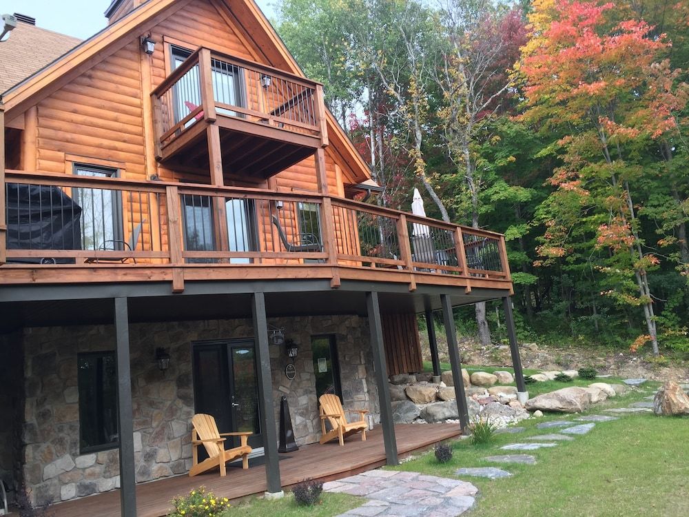 Selenia Lodge 2
