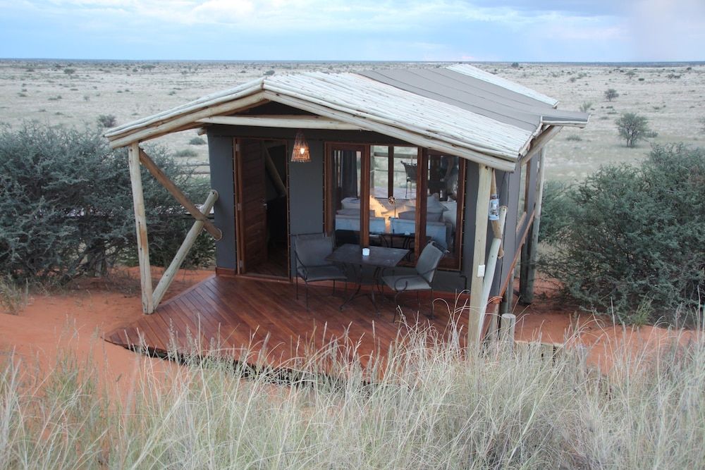 Teufelskrallen Lodge -1 estrellas en Kalkrand