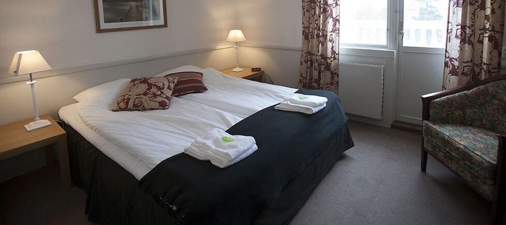 Insjöns Hotell 3