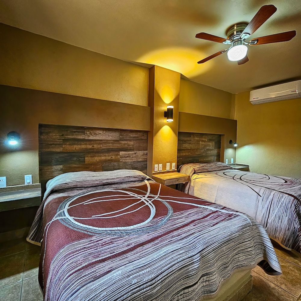 Hotel Oasis 3