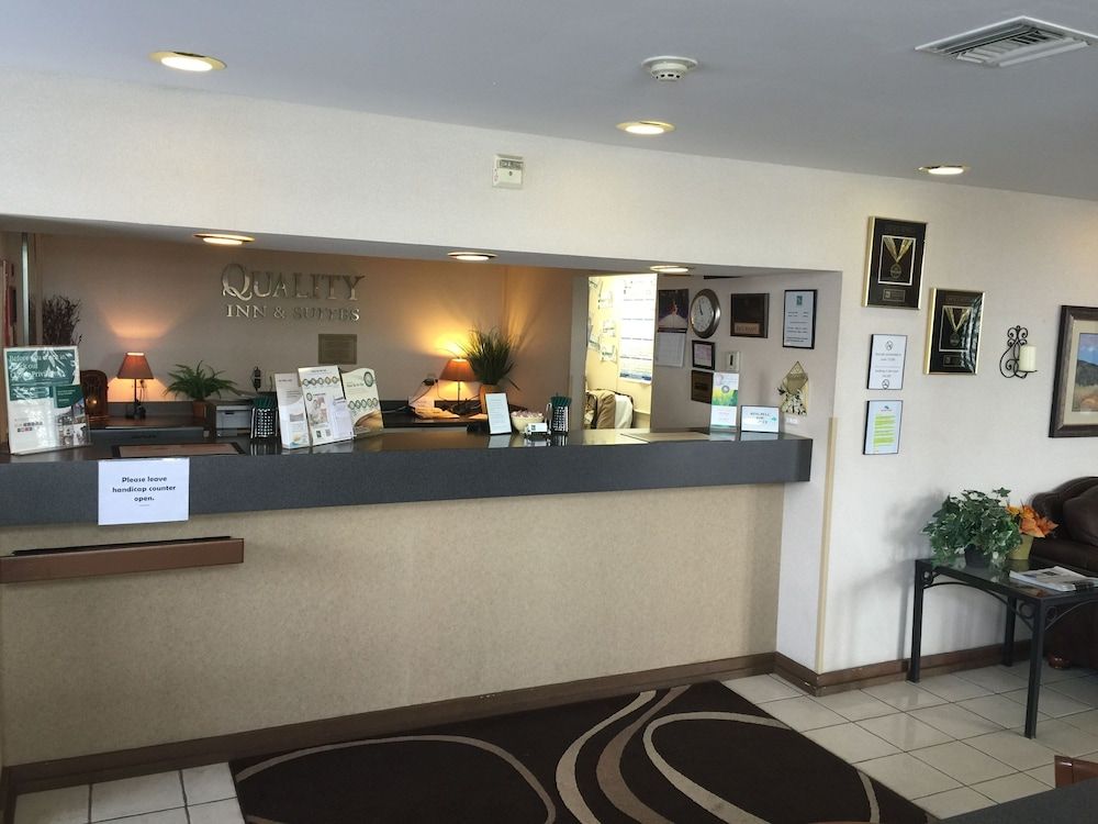Quality Inn & Suites Silverthorne - Copper Mountain 3