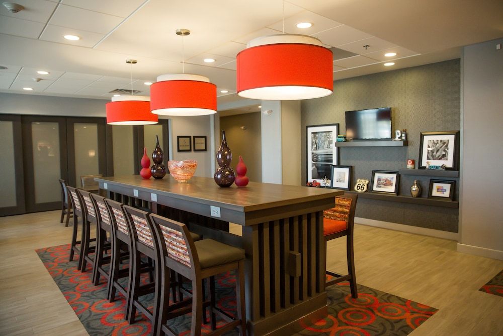 Hampton Inn Pontiac 2