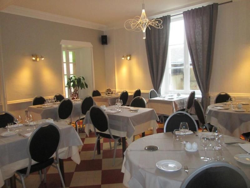 Logis Hotellerie du Cheval Blanc 2 étoiles à Sainte-Maure-de-Touraine