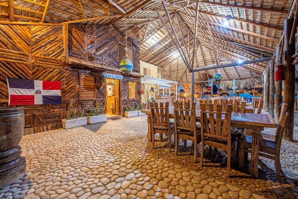 Glamping Ecolodge Cueva de las Águilas 2