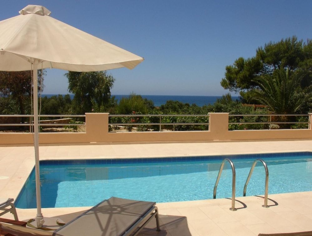 Nafsika Beach House Large Private Pool Walk to Beach Sea Views A C Wifi Car Not Required - 1880 3