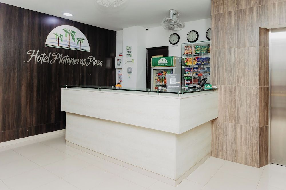 Hotel Plataneras Plaza 3