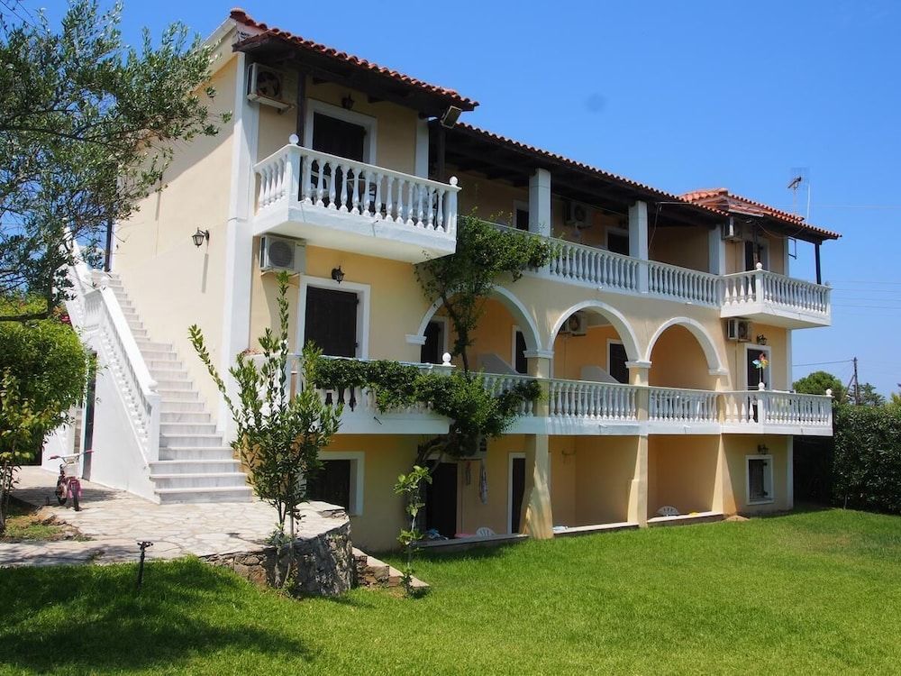 Studios Petra -1 estrellas en Kipseli