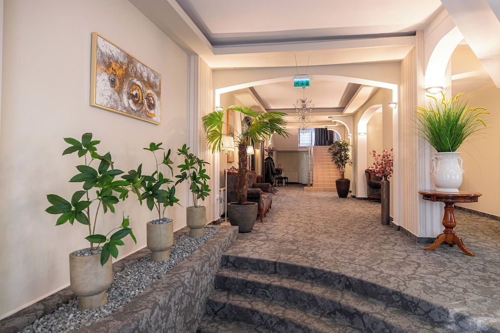 Hotel Brilliant Meseș 3