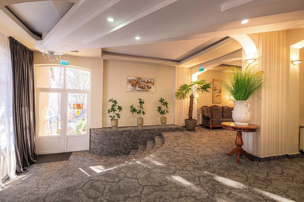 Hotel Brilliant Meseș 2