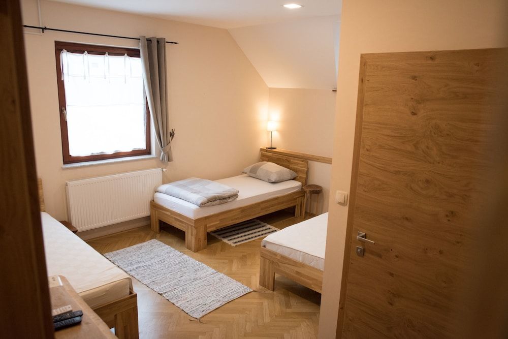 Bed & Breakfast Dvorec 2