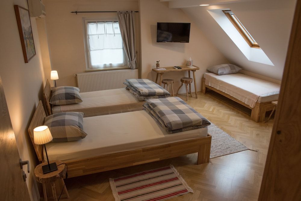 Bed & Breakfast Dvorec 3