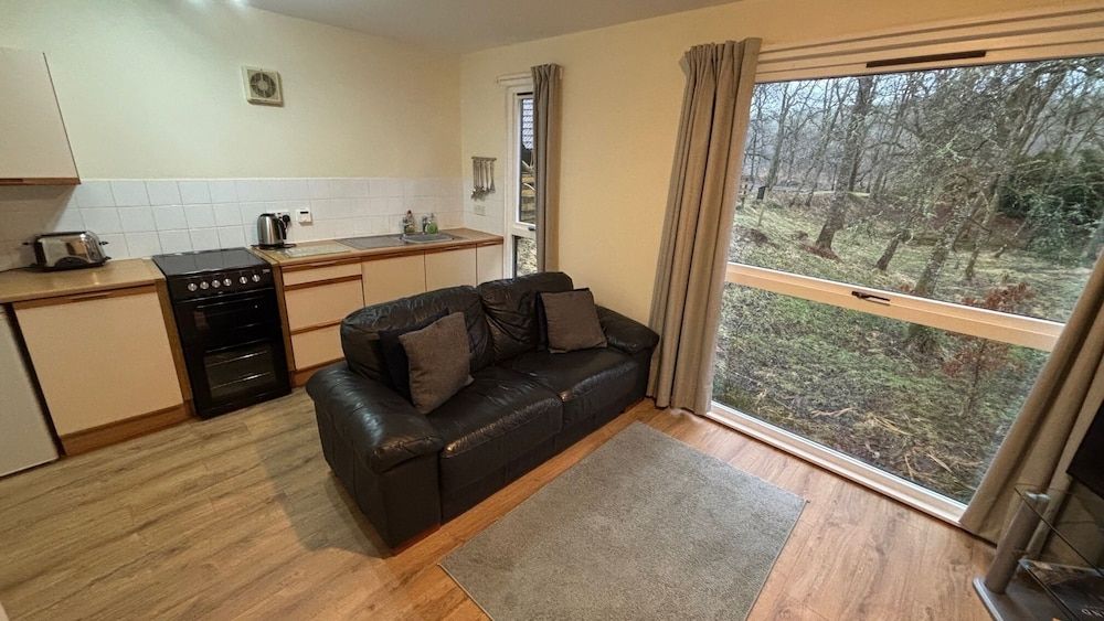 Burnbank Lodges 2