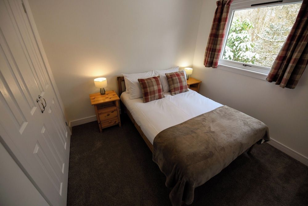 Burnbank Lodges 3