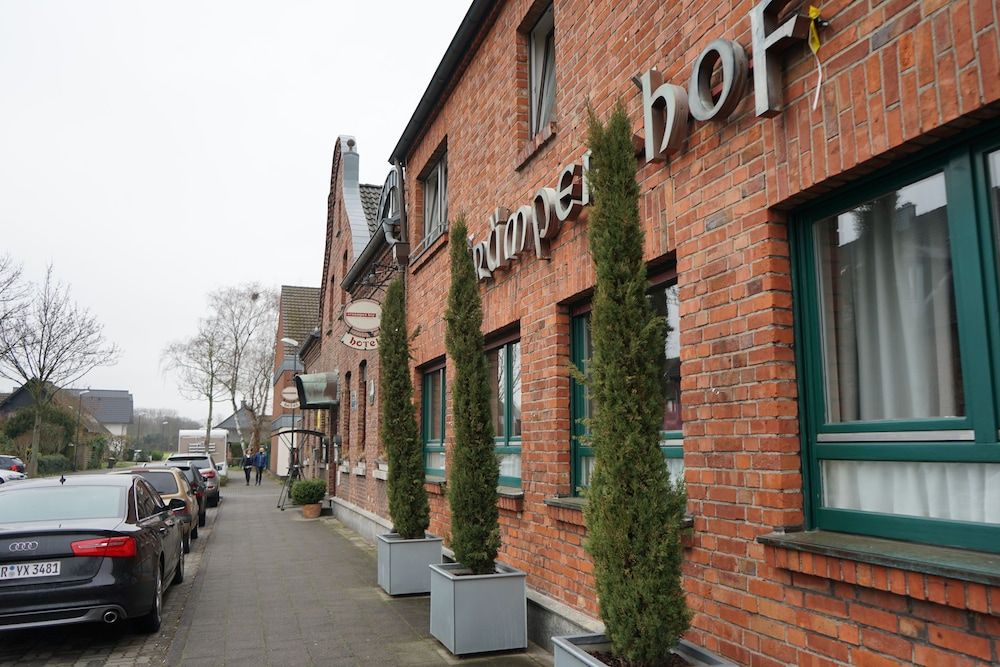 Strümper Hof -1 estrelas em Meerbusch