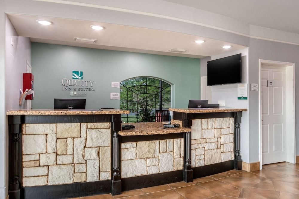 Quality Inn & Suites at The Outlets Mercedes/Weslaco 2