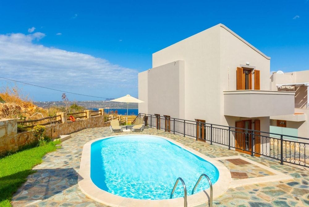 Neria Villas Collection -1 estrellas en Áptera