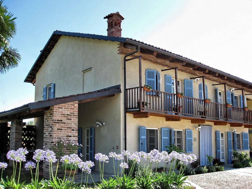 Agriturismo Cascina Ponchietta -1 estrelas em Montà