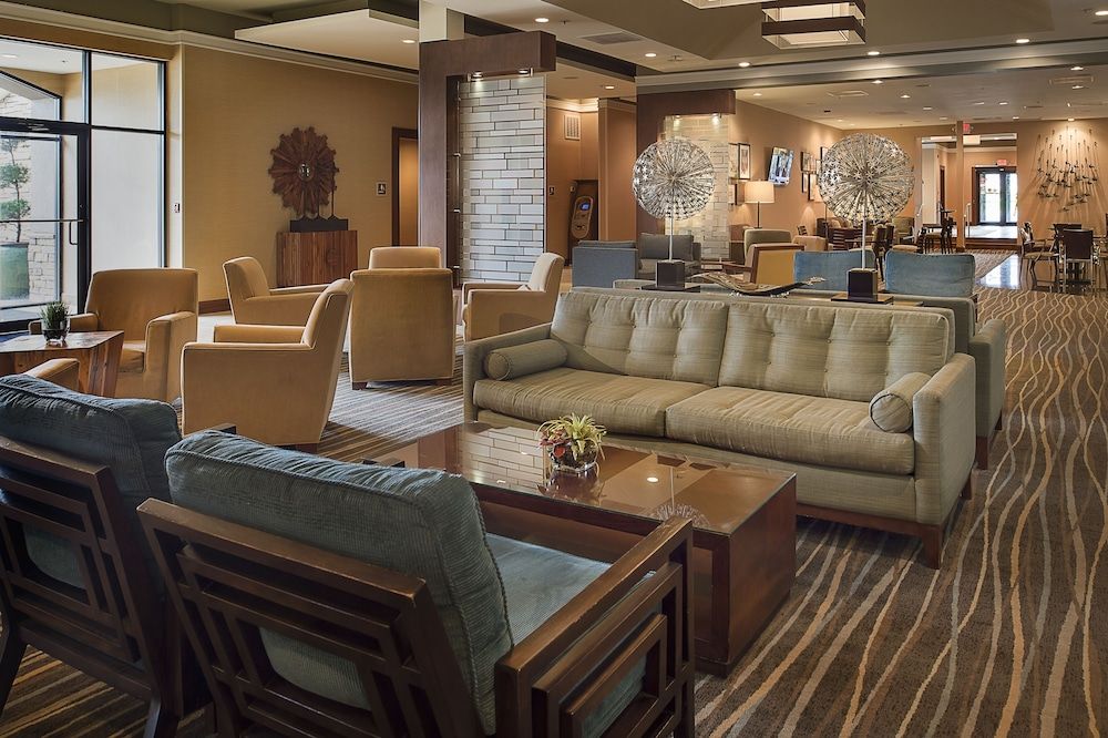 DoubleTree by Hilton Collinsville - St. Louis 2