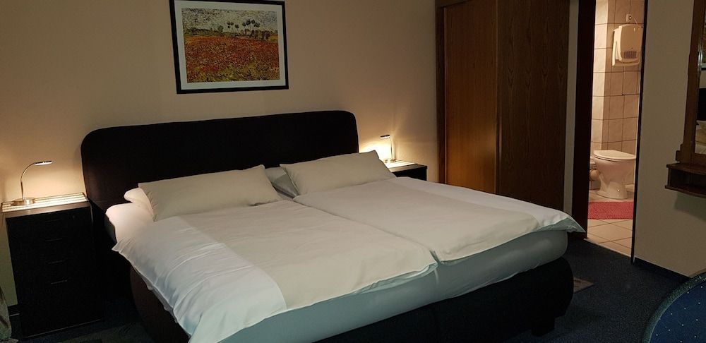 Hotel Julia -1 estrelas em Linnich