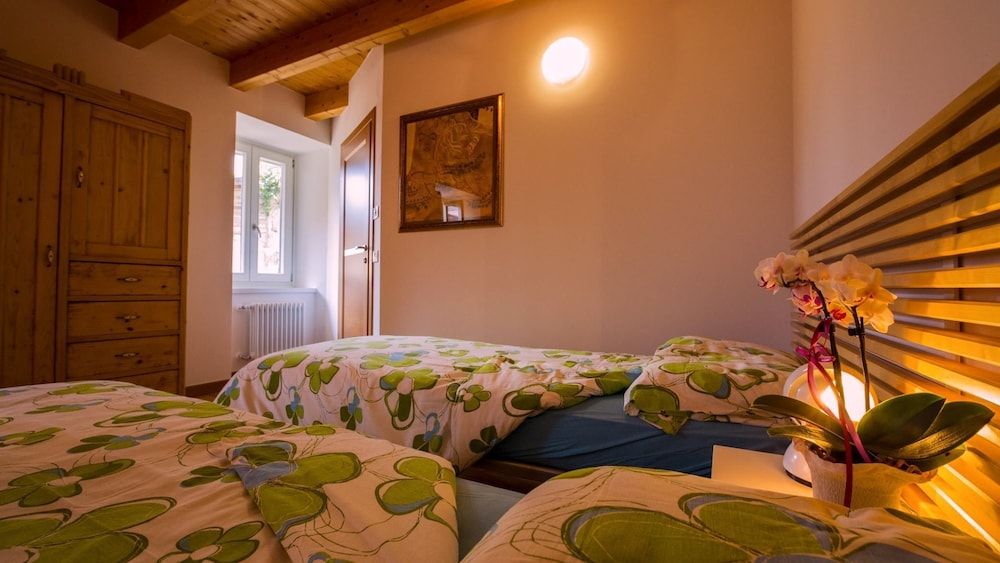 B&B Al Gatto Nero -1 estrelas em Borgo