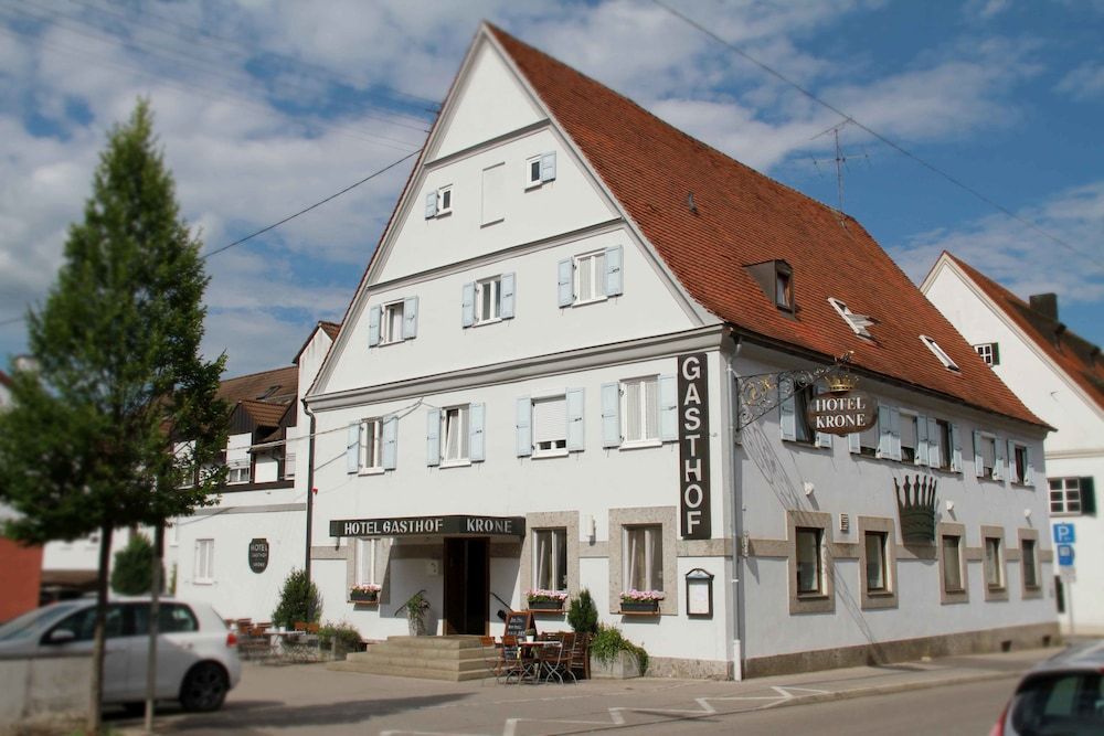 Hotel & Gasthof Krone -1 estrellas en Zusmarshausen