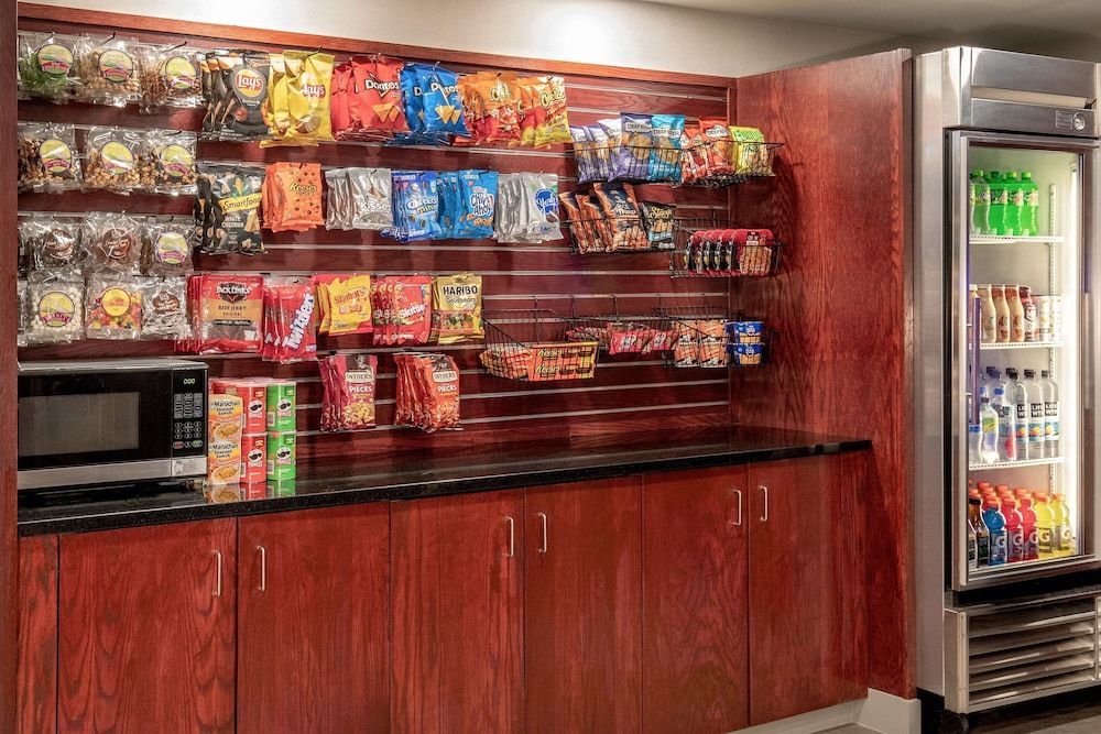 Courtyard by Marriott Boston Marlborough 2