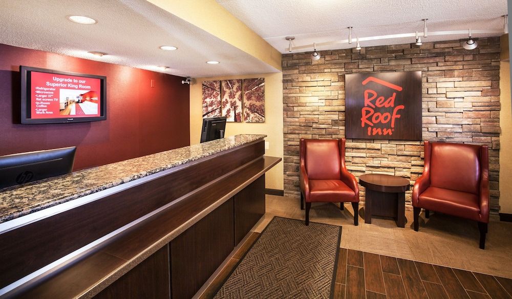 Red Roof Inn Detroit - Warren 3