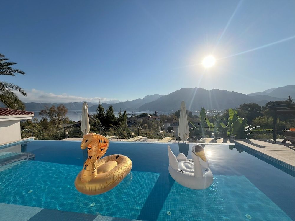 Gala Selimiye -1 estrellas en Selimiye