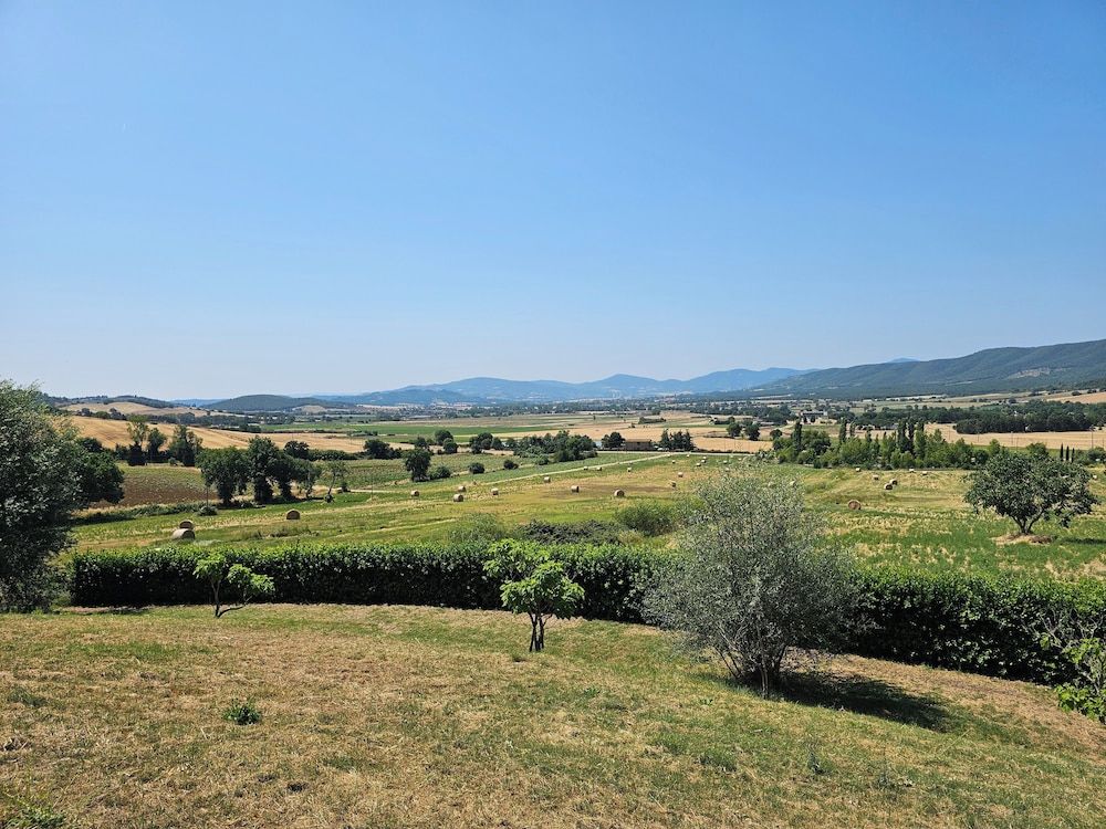 La Fonte di Montebuono -1 estrelas em Magione